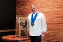 Frank Turchan, Campus Executive Chef of Michigan Dining, with the ACF Chef of the Year Award